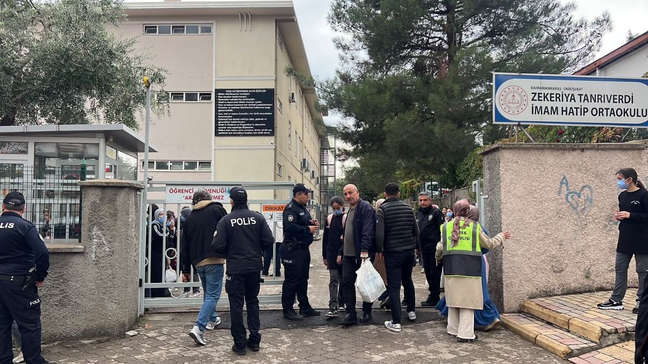 Kahramanmaraş'ta Gaz Sızıntısı! 2 Okul Tahliye Edildi! Öğrenciler Hastaneye Kaldırıldı (5)