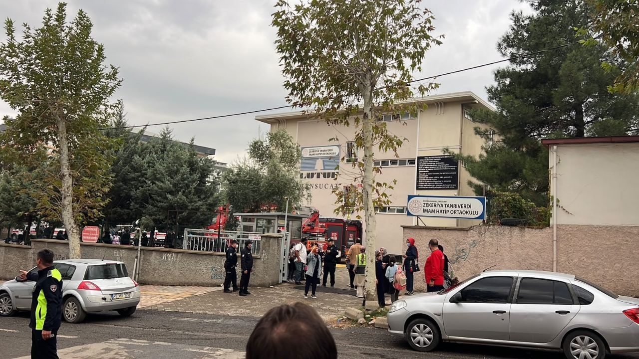 Kahramanmaraş'ta Gaz Sızıntısı! 2 Okul Tahliye Edildi! Öğrenciler Hastaneye Kaldırıldı (7)
