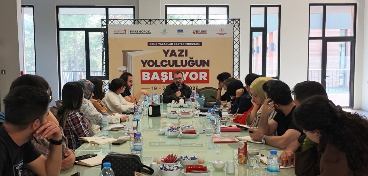 Kahramanmaraş'ta Genç Yazarlar Için Yeni Dönem! Eserleri Yayıma Hazırlanacak (10)