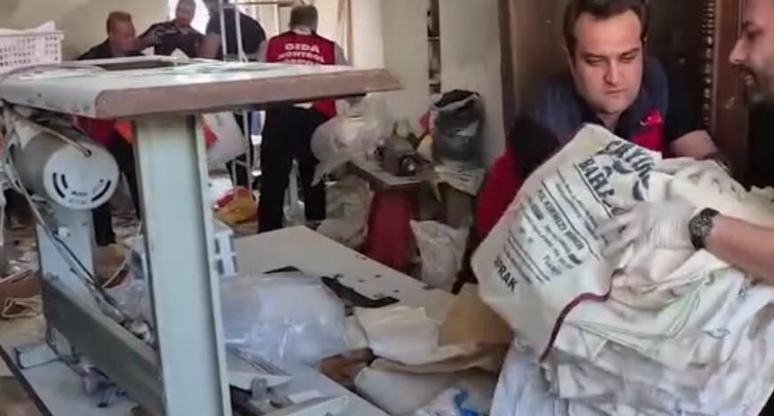 Kahramanmaraş’ta Gıda Operasyonu 42 Bin Sahte Etiket Ele Geçirildi (3)
