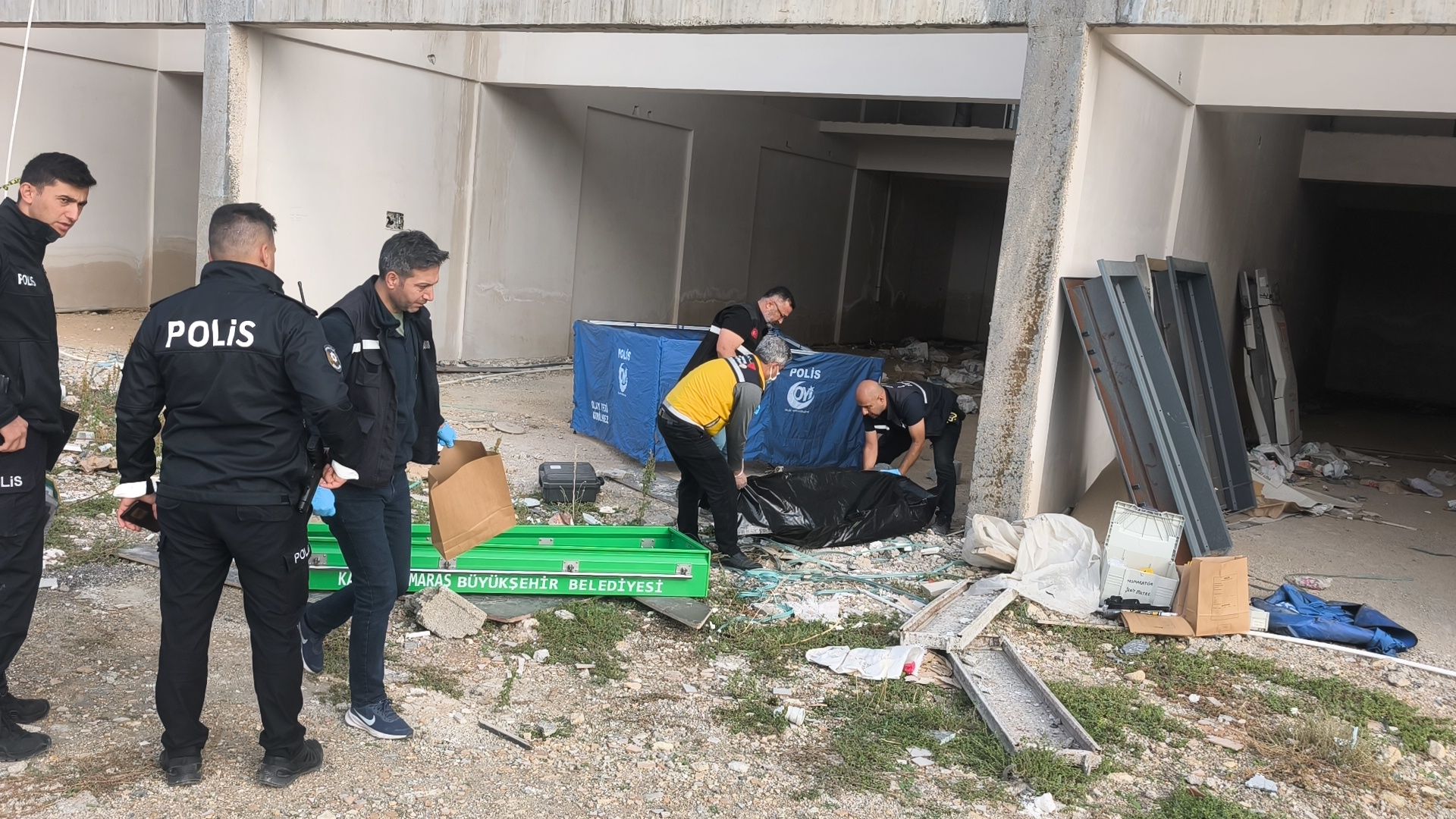 Kahramanmaraş’ta İnşaat Alanında Erkek Cesdi Bulundu (9)