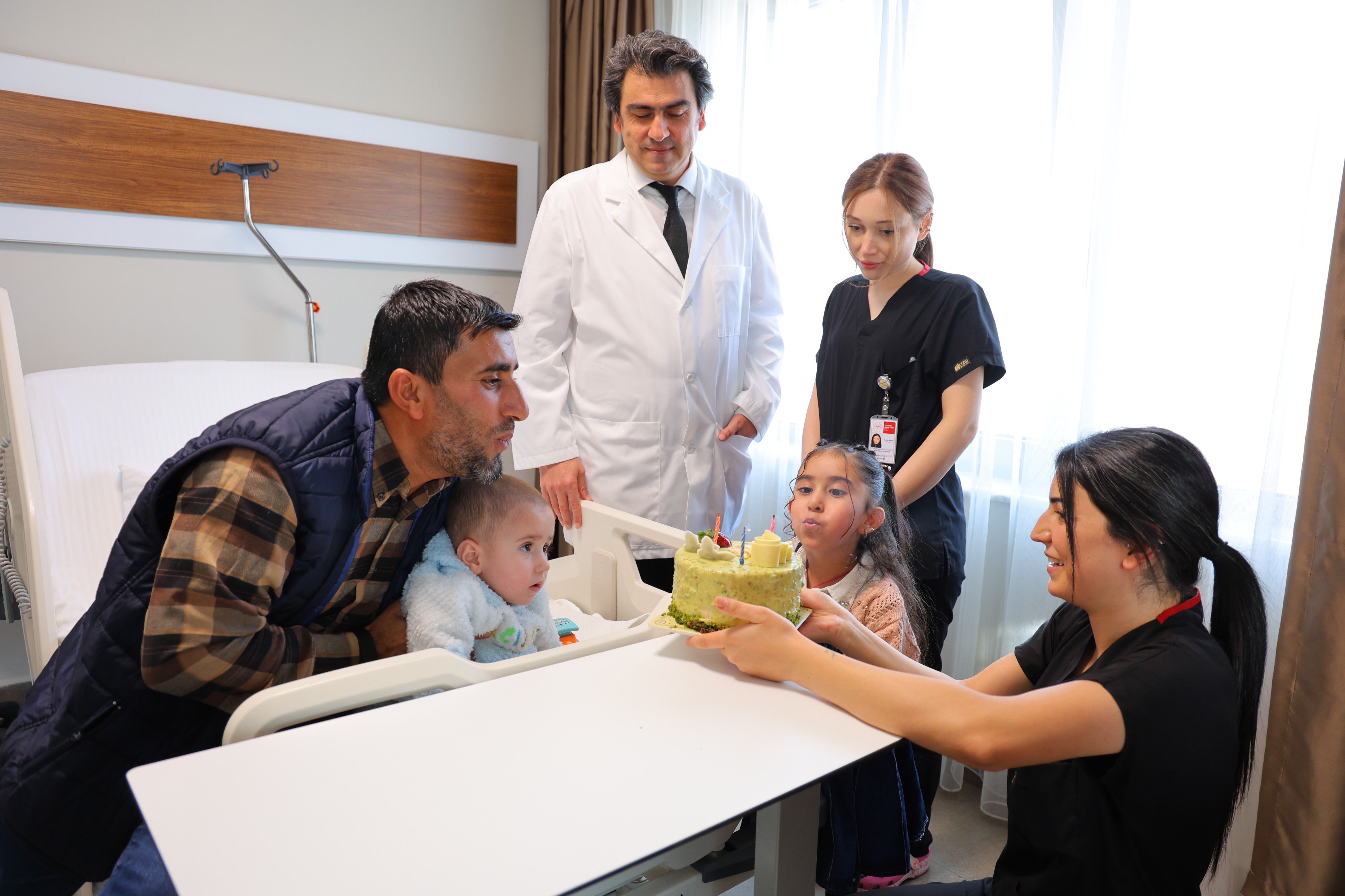 Kahramanmaraş’ta Kalbi Duran Ahmet 1,5 Ay Sonra Taburcu Oldu (1)