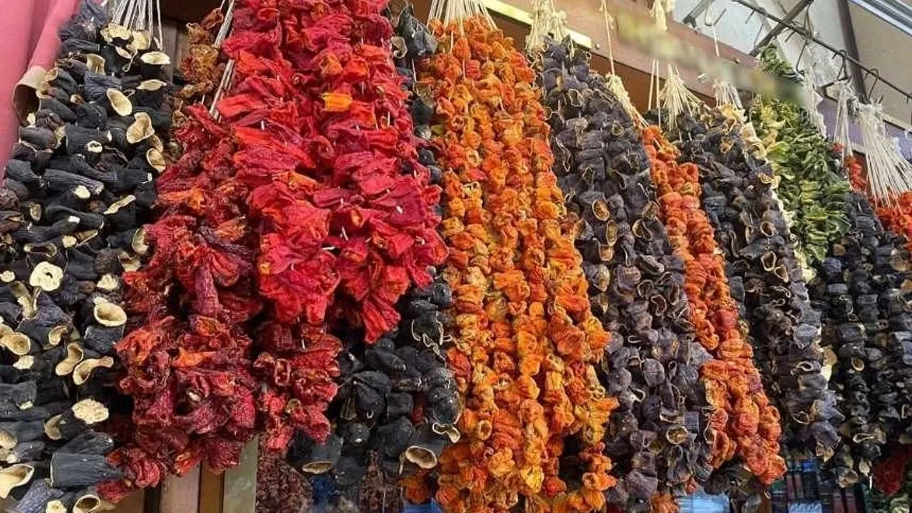 Kahramanmaraş’ta Kurutulmuş Sebzeler Yok Satıyor!