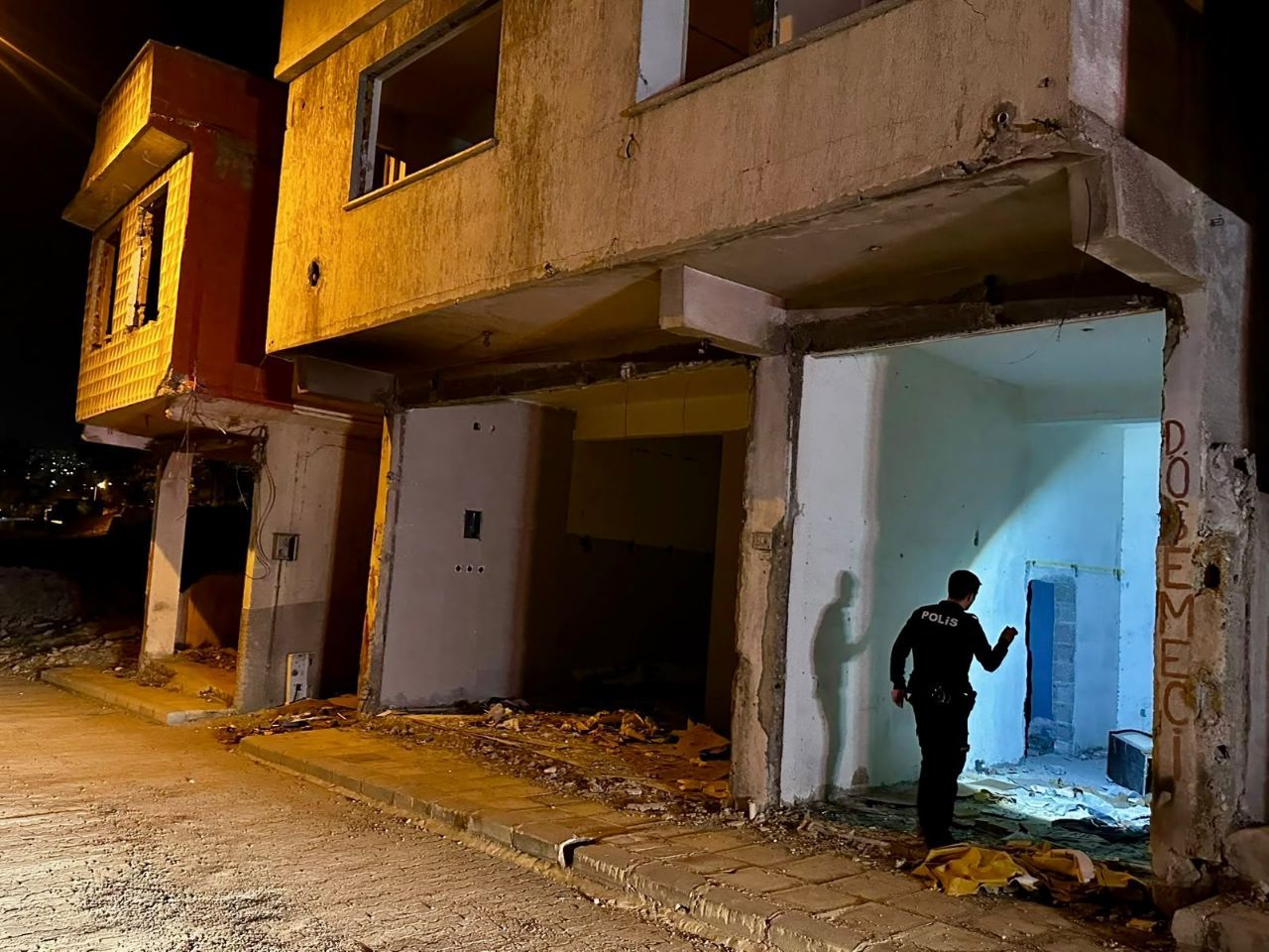 Kahramanmaraş'ta Okul Çevrelerinde Geniş Çaplı Denetim! 1.646 Kişi Sorgulandı (6)