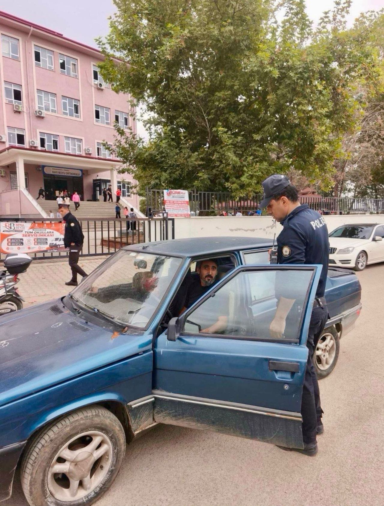 Kahramanmaraş'ta Okul Çevrelerinde Geniş Çaplı Denetim! 1.646 Kişi Sorgulandı (7)