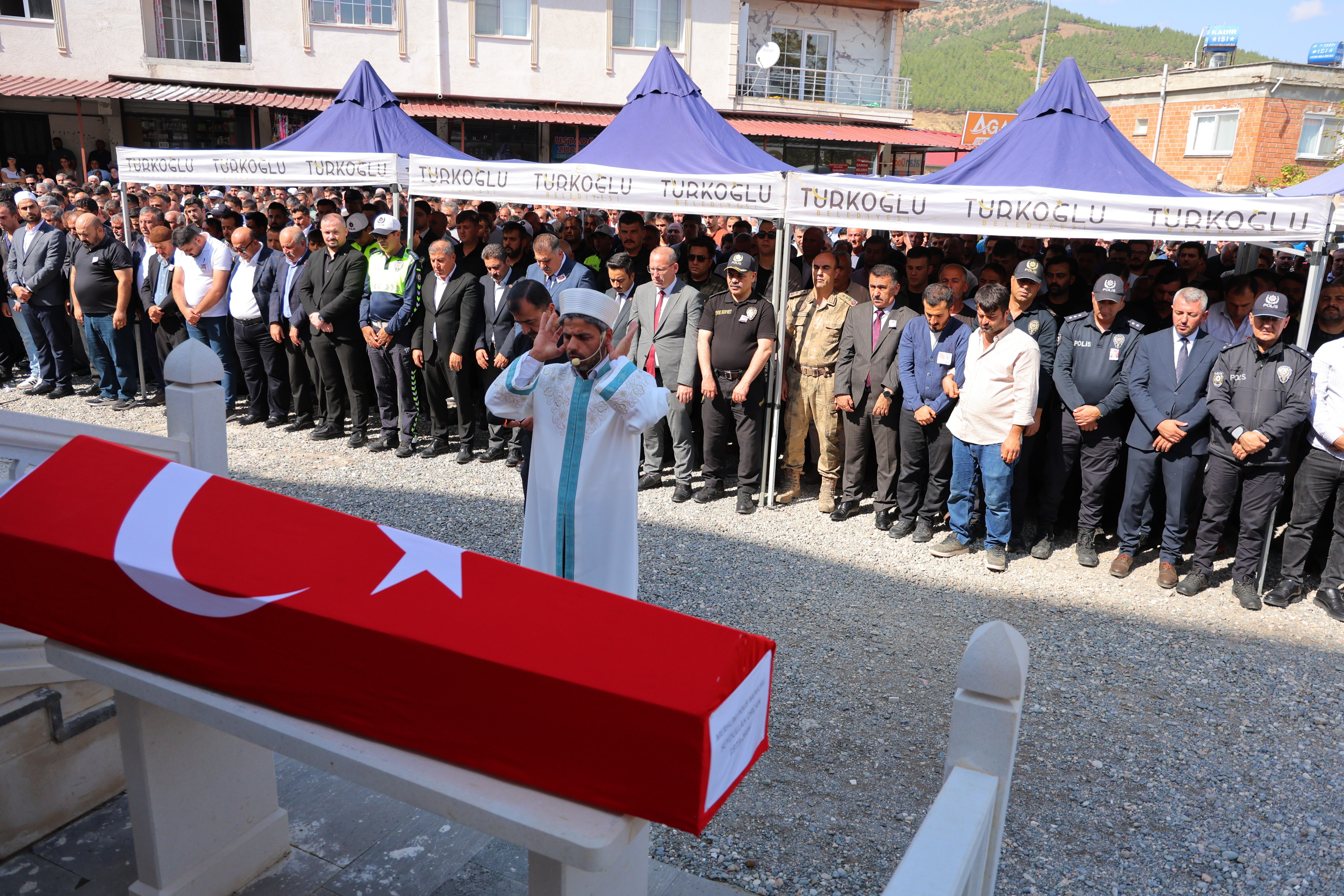 Kahramanmaraş’ta Öldürülen Polis Memuru Son Yolculuğuna Uğurlandı (1)