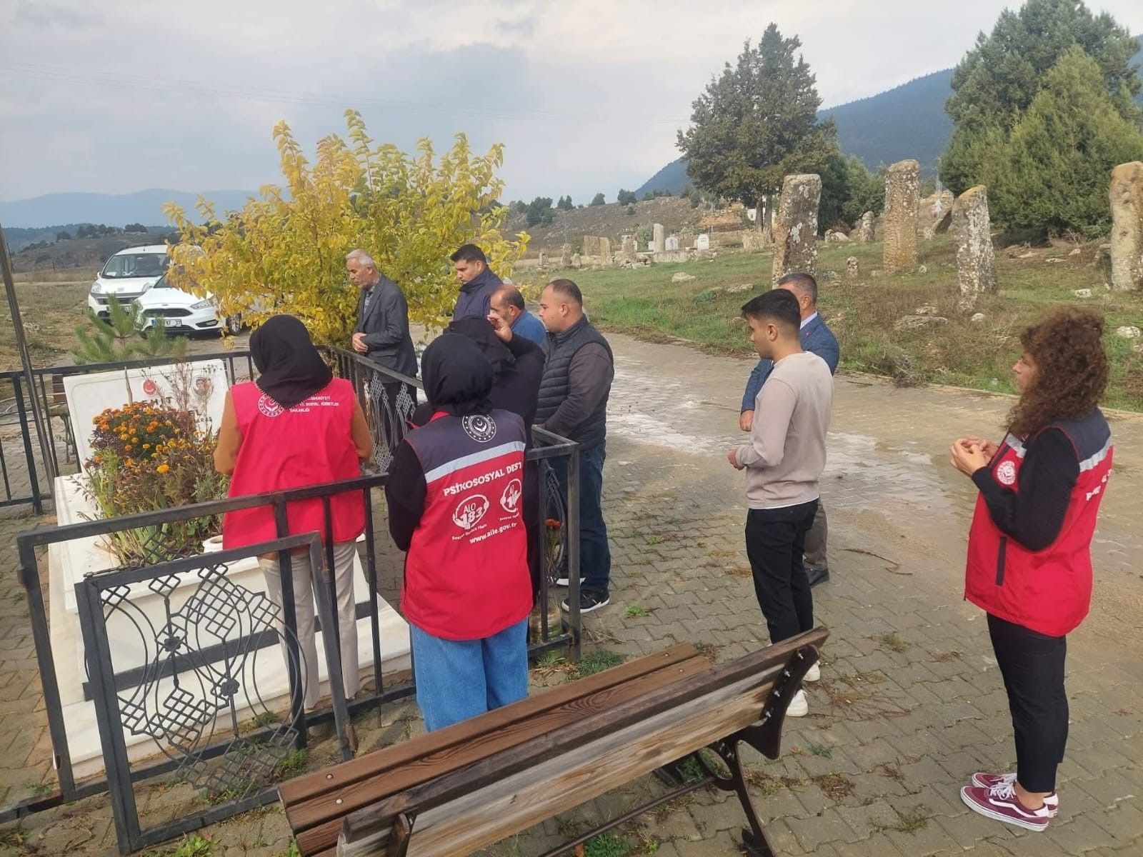 Kahramanmaraş’ta Şehitler Kabirleri Başında Dualarla Anıldı (1)