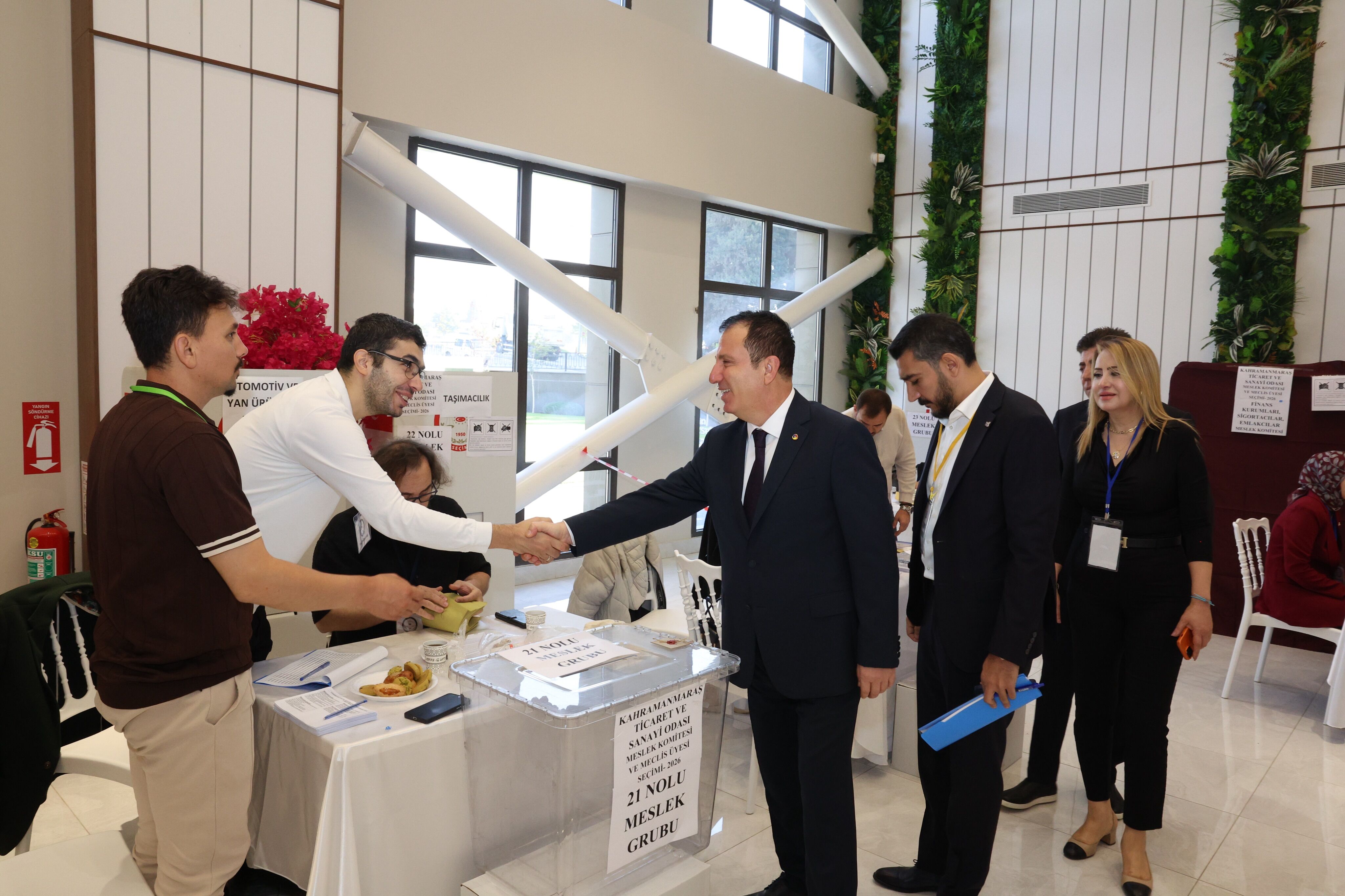 Kahramanmaraş’ta Ticaret Ve Sanayi Odası Seçimleri Başladı (1)