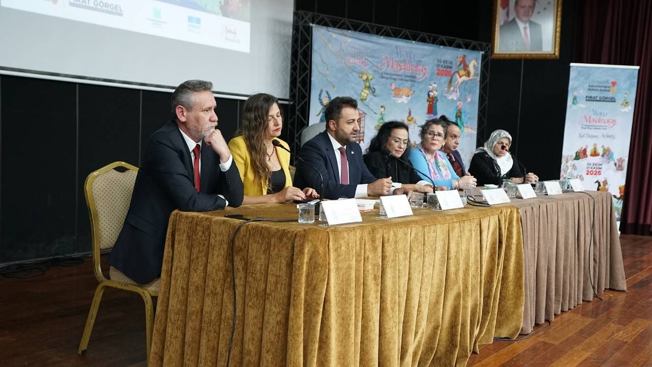 Kahramanmaraş'ta Uluslararası Hikâye Anlatıcıları Şöleni Başladı (4)