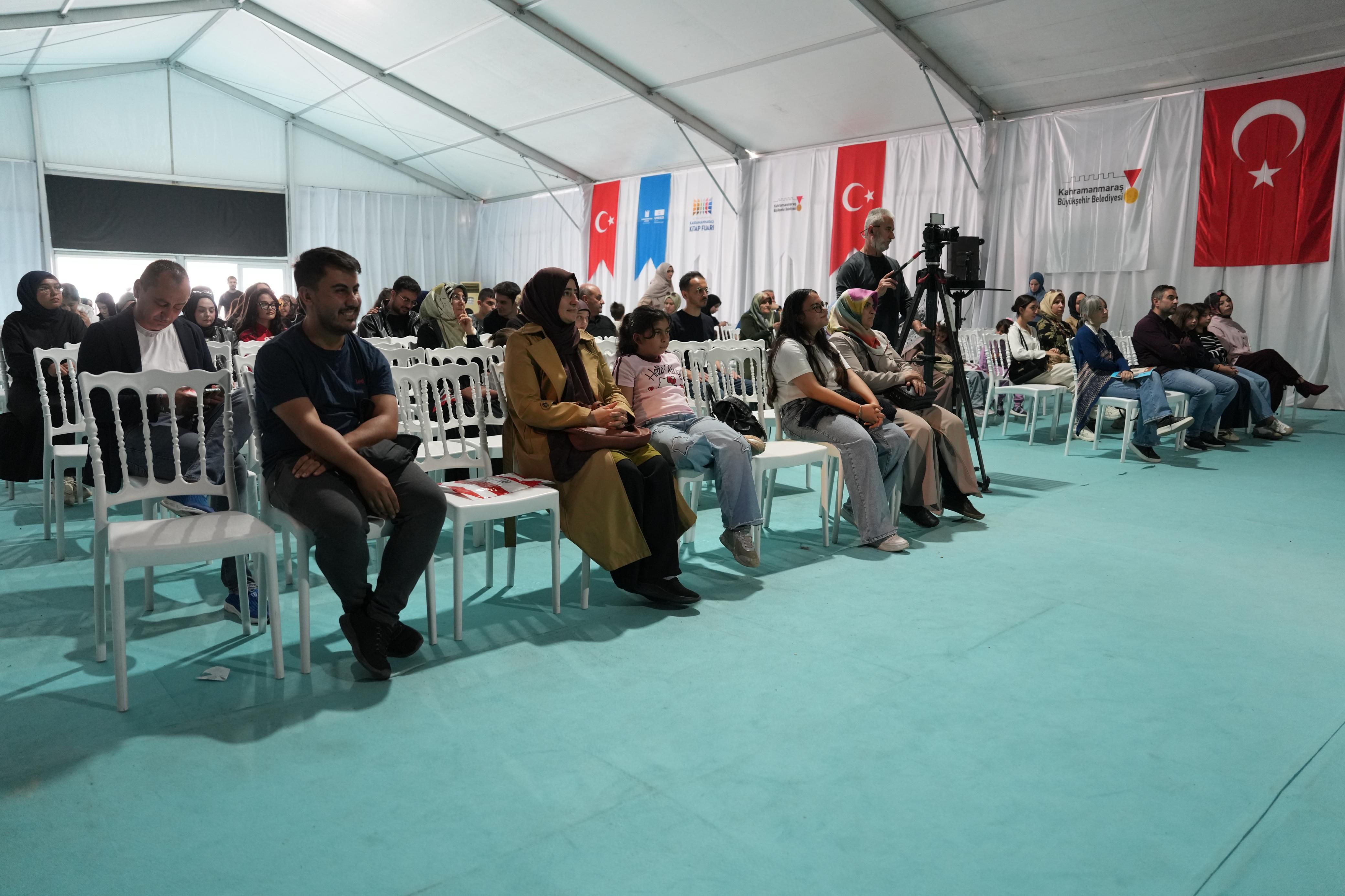 Kanadalı Yazar Jenny Molendyk, Kahramanmaraş’ta Yaşam Hikâyesini Paylaştı (3)