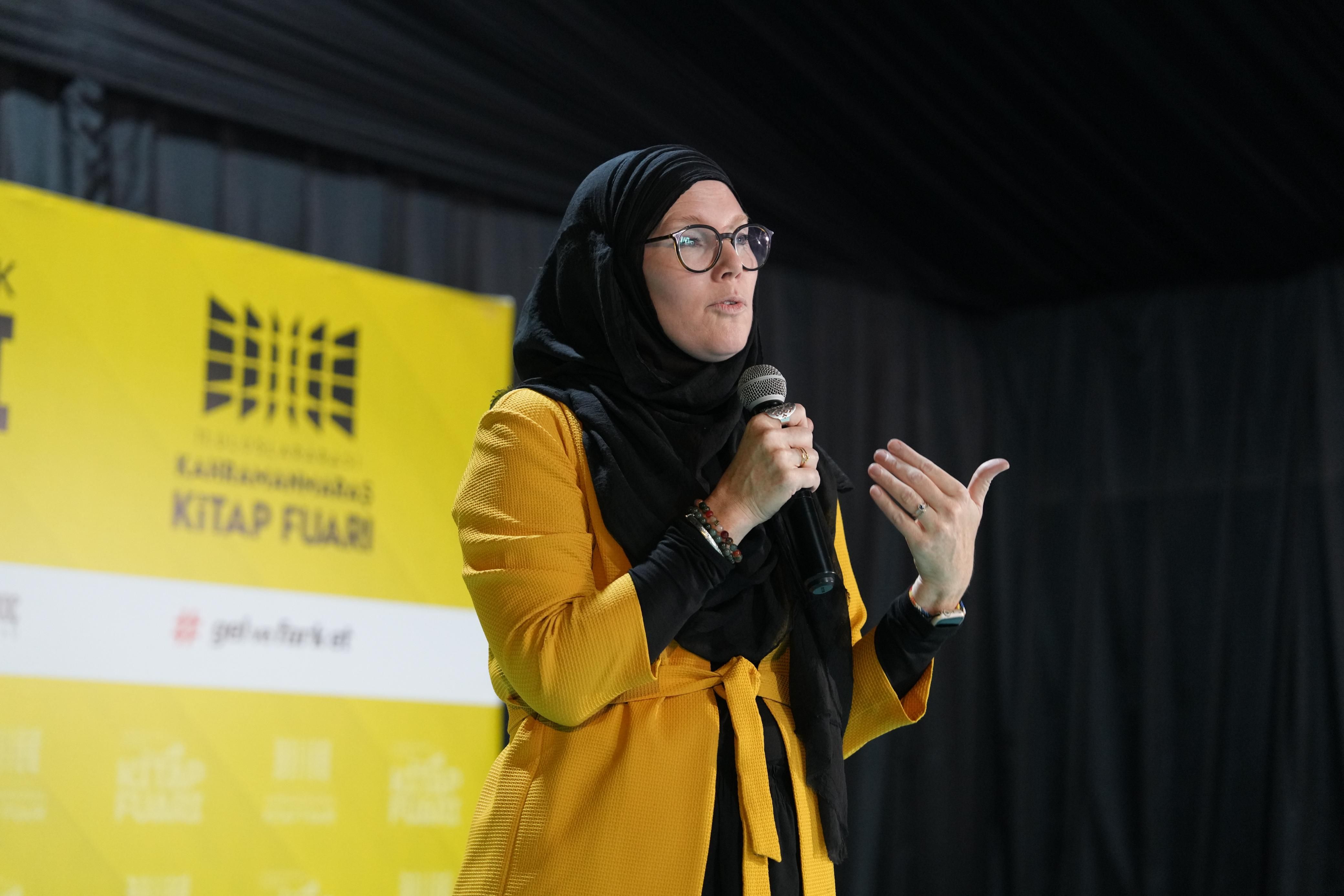 Kanadalı Yazar Jenny Molendyk, Kahramanmaraş’ta Yaşam Hikâyesini Paylaştı (4)