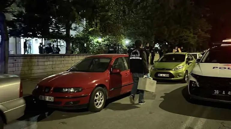 Kayseri’de Tartıştığı Babasını Öldürdü 1