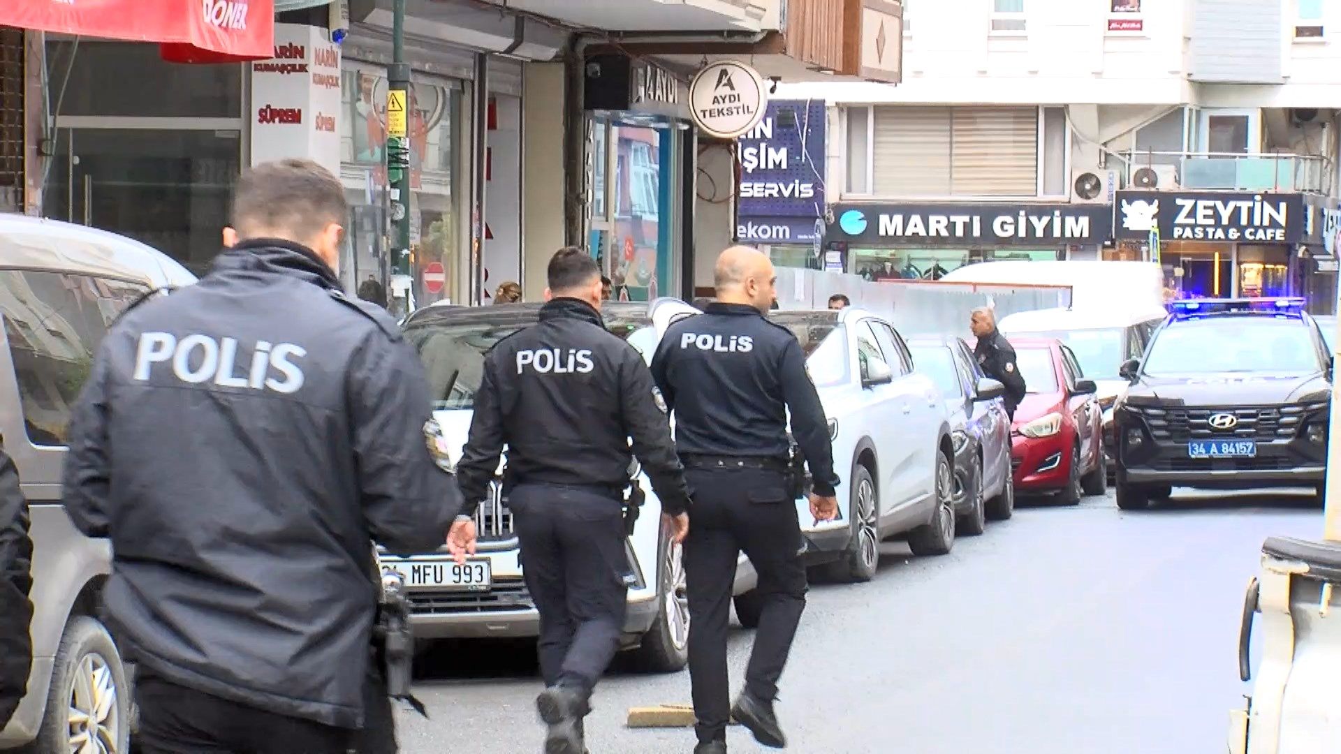 Kendisine Haraç Kesmek İsteyen Saldırganı Kendi Silahıyla Vurdu! (6)