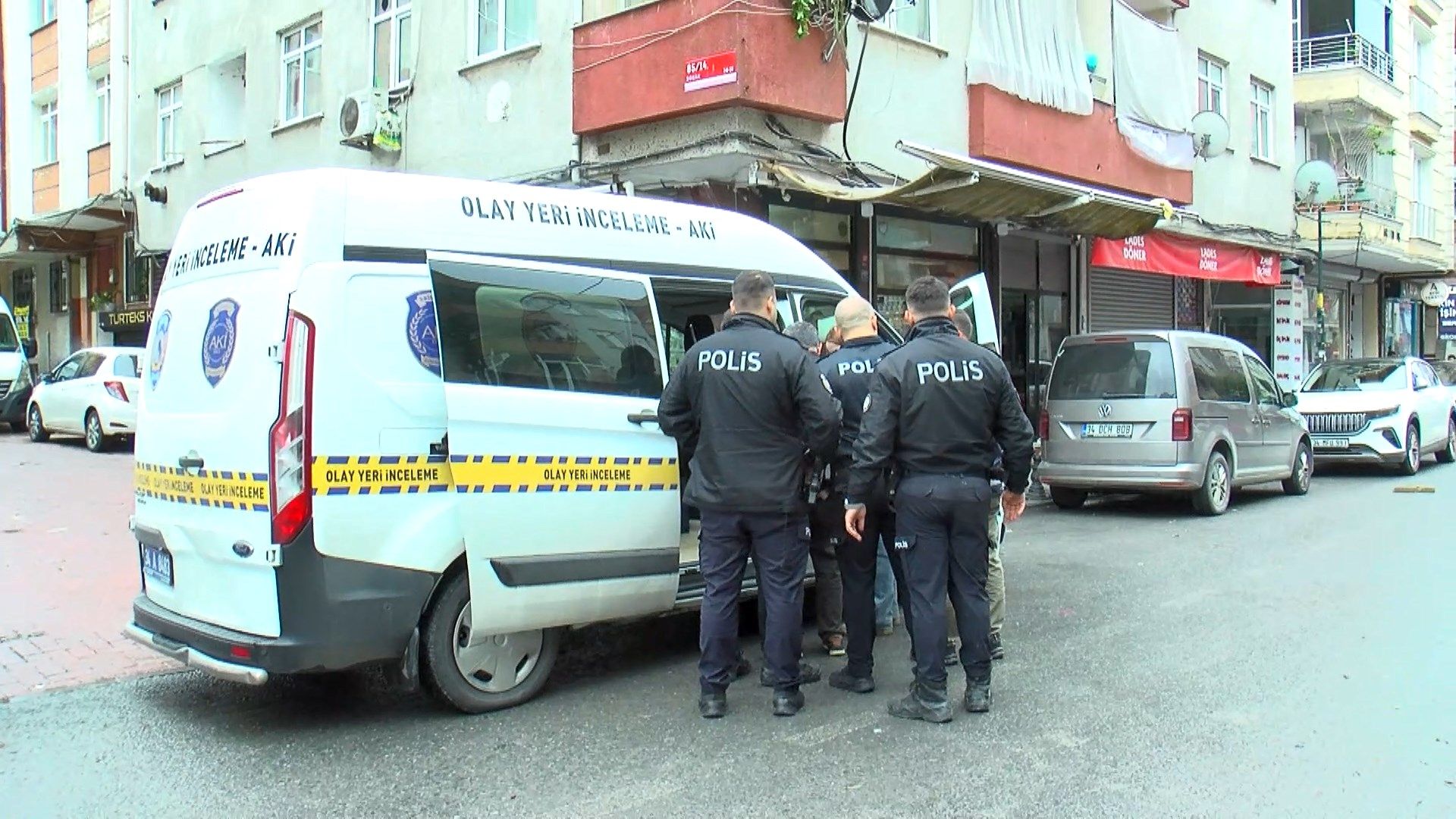 Kendisine Haraç Kesmek İsteyen Saldırganı Kendi Silahıyla Vurdu! (7)