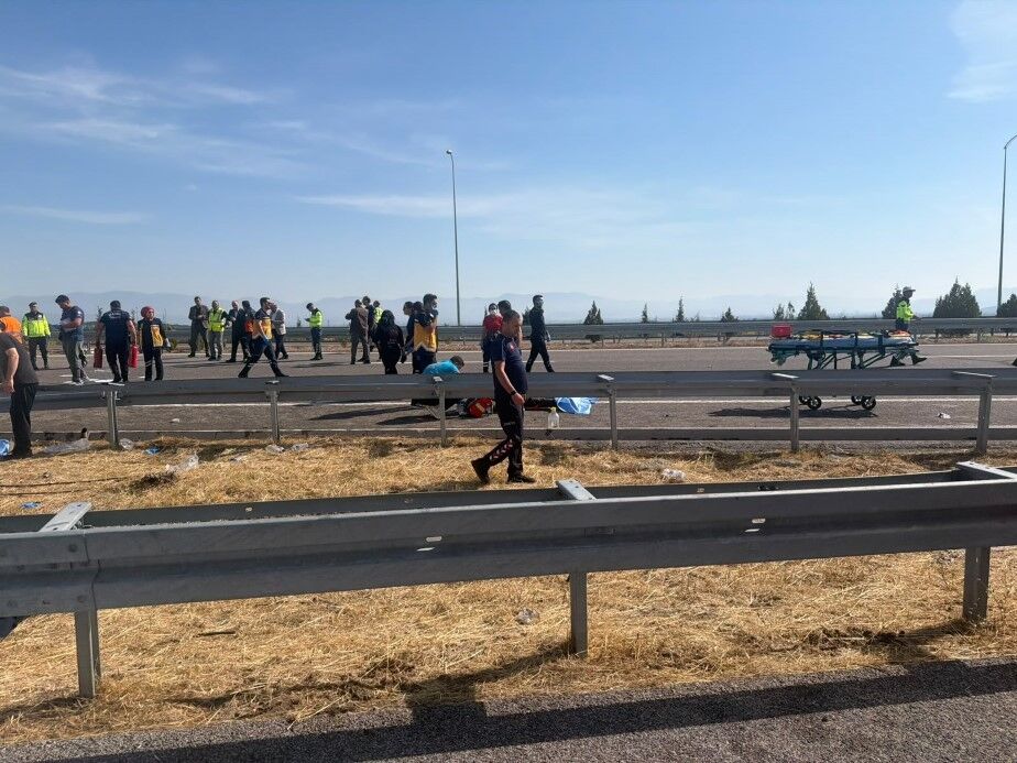 Manisa’da Katliam Gibi Kaza-1