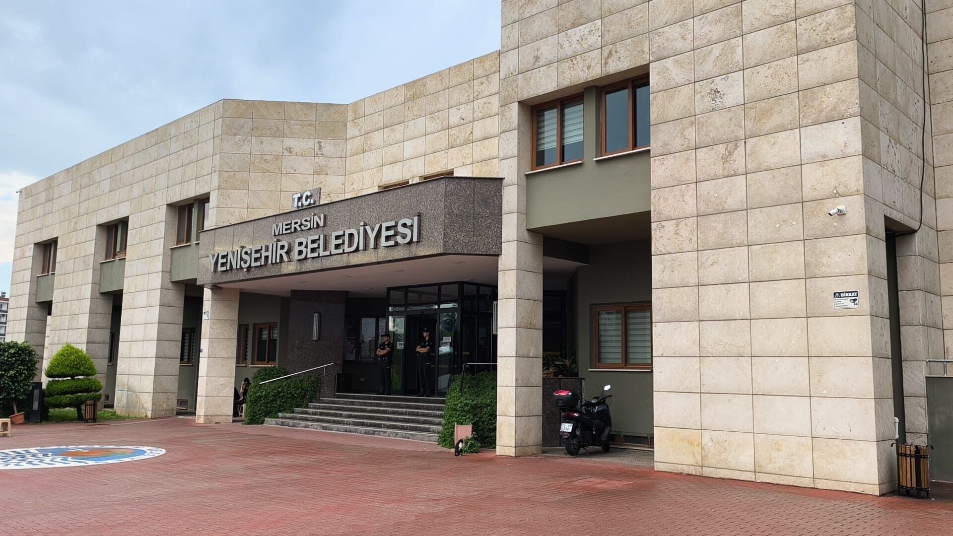 Mersin'de Büyükşehir Ve 2 İlçe Belediyesine Operasyon; Vahap Seçer Dahil, 59 Gözaltı (3)