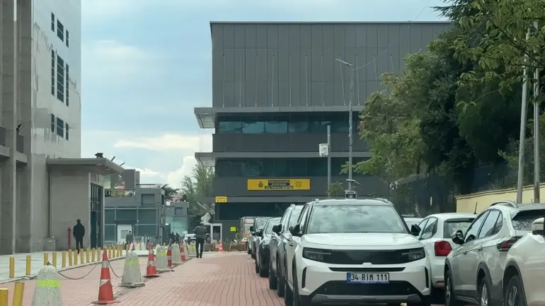 Şişli’de Konserde Fenalaşan 3 Kişi Hastaneye Kaldırıldı, 1’I Öldü