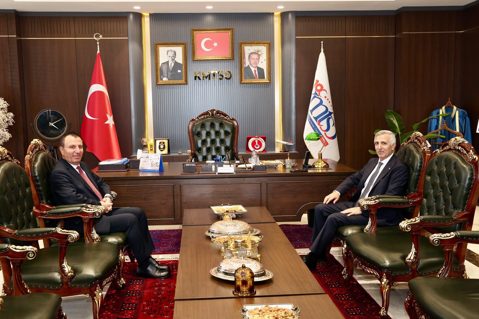 Vali Ünlüer'den Mustafa Buluntu'ya Hayırlı Olsun Ziyareti (1)